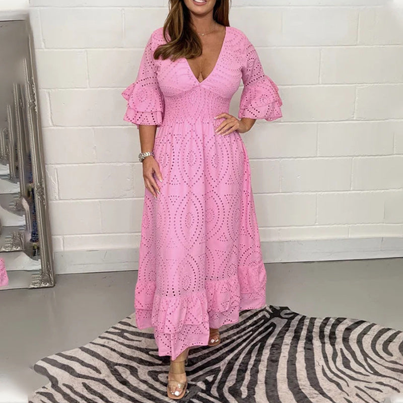 Midi-jurk met geborduurde Anglaise ruches aan de mouwen